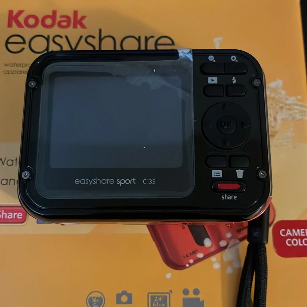 Kodak Easyshare Sport C135 14MP Waterproof Digital Camera